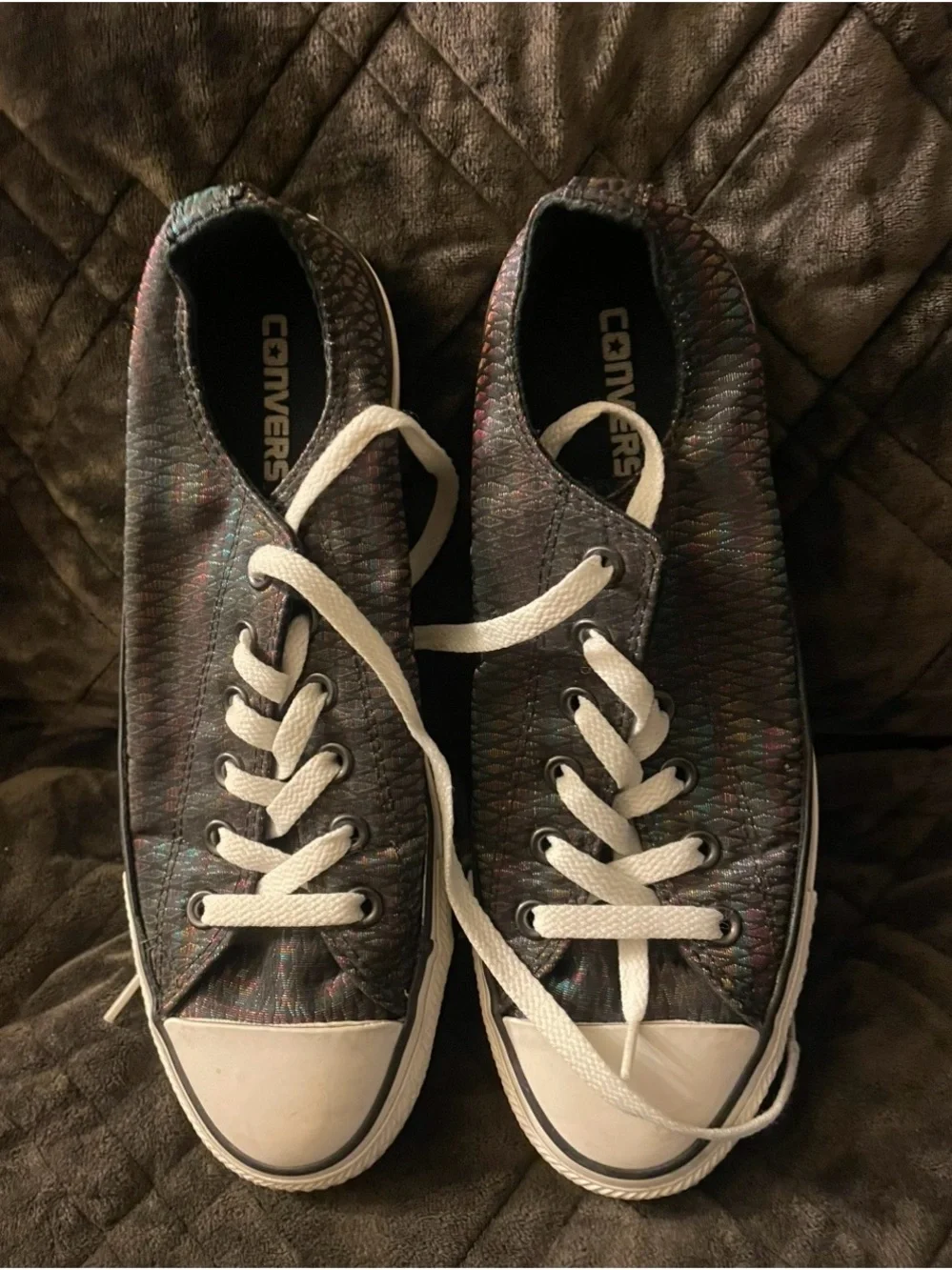Converse low top